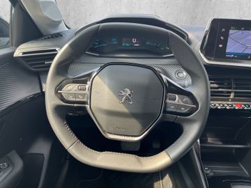 Peugeot 208e Active Pack 136 Navi+SHZ+PDC+LED+RFK