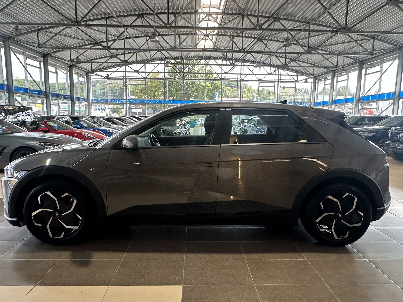 Hyundai Ioniq 5 58 kWh NSCC R.Cam Navi LED SHZ DAB+ foto 4