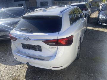 Toyota Avensis - 3