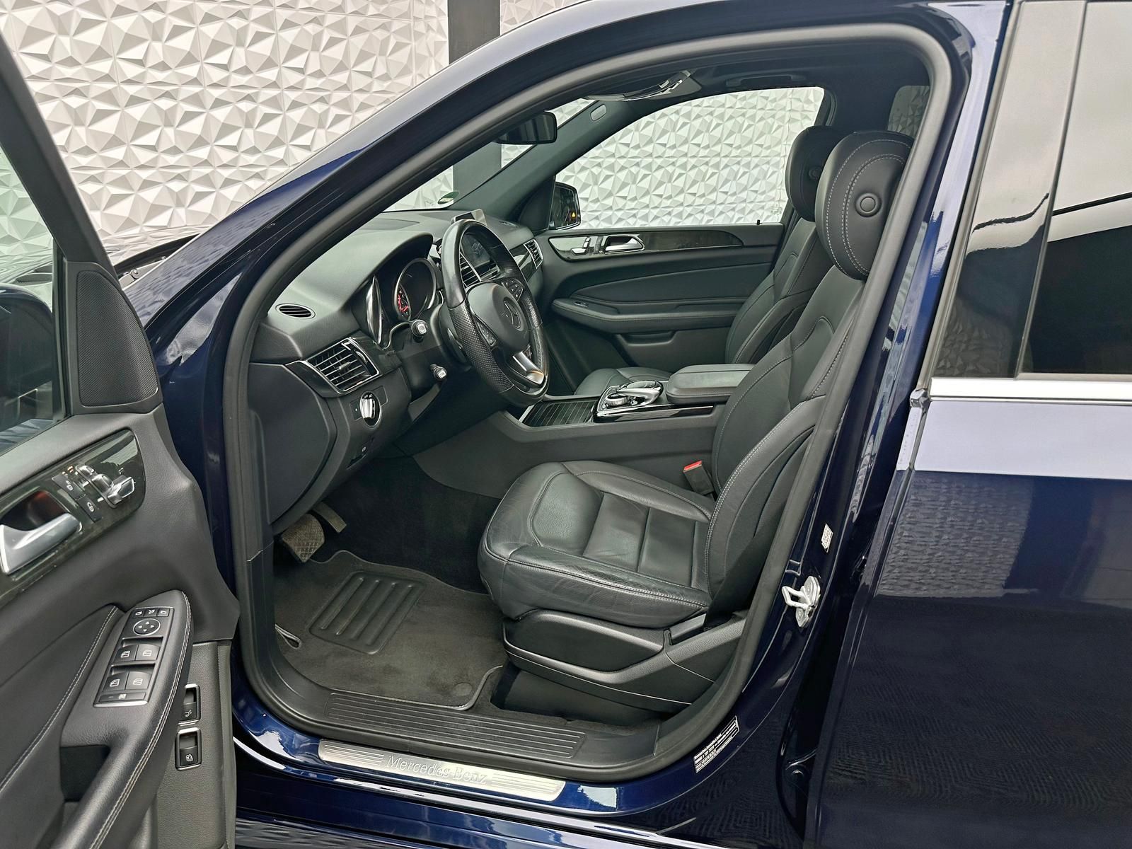 Fahrzeugabbildung Mercedes-Benz GLE 350d AMG/4MATIC/DISTRO/AHK/PANO/KEYL/RCAM/IL