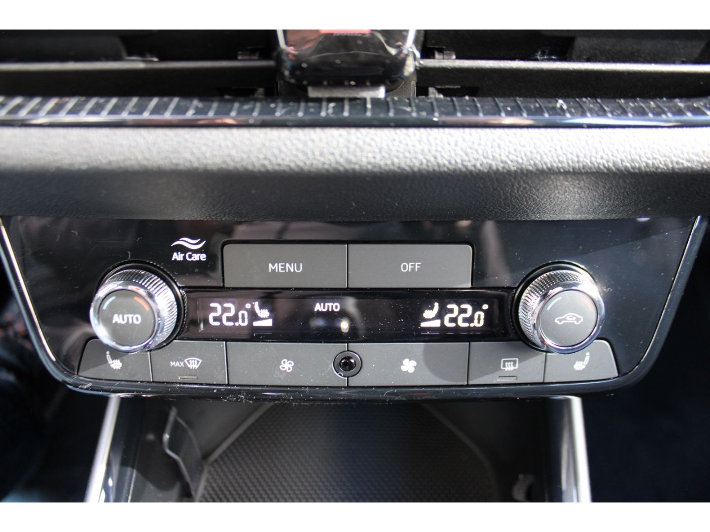Fahrzeugabbildung SKODA Fabia Selection Drive Plus 1,0 TSI LED Full Link