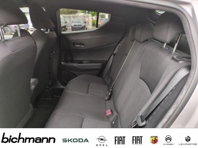Toyota C-HR TeamD 4x4 AT Kli2 18'' RFK DAB USB