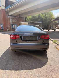 Audi A6 - 4
