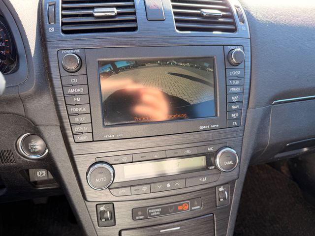 Toyota Avensis Kombi Executive EXPORT