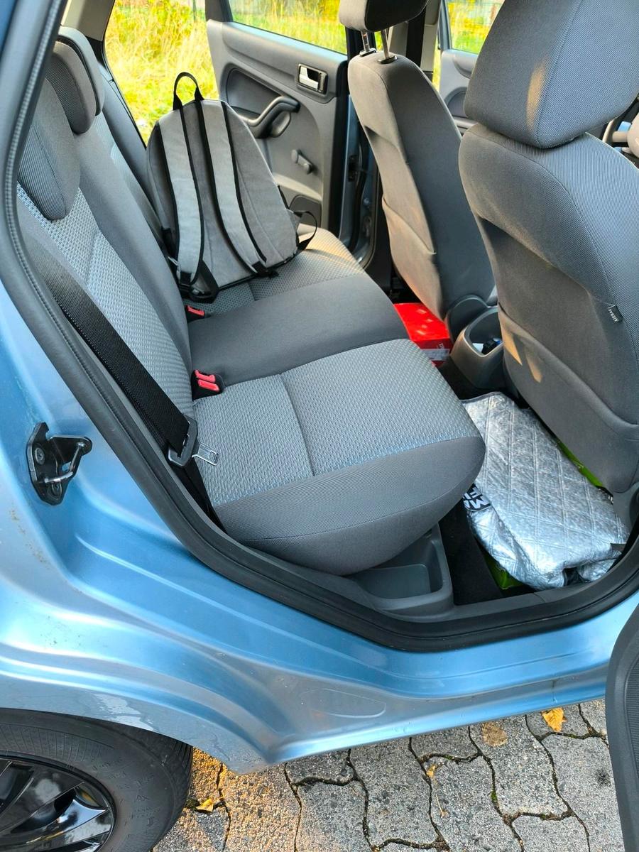 Ford Focus 2006 — photo 13