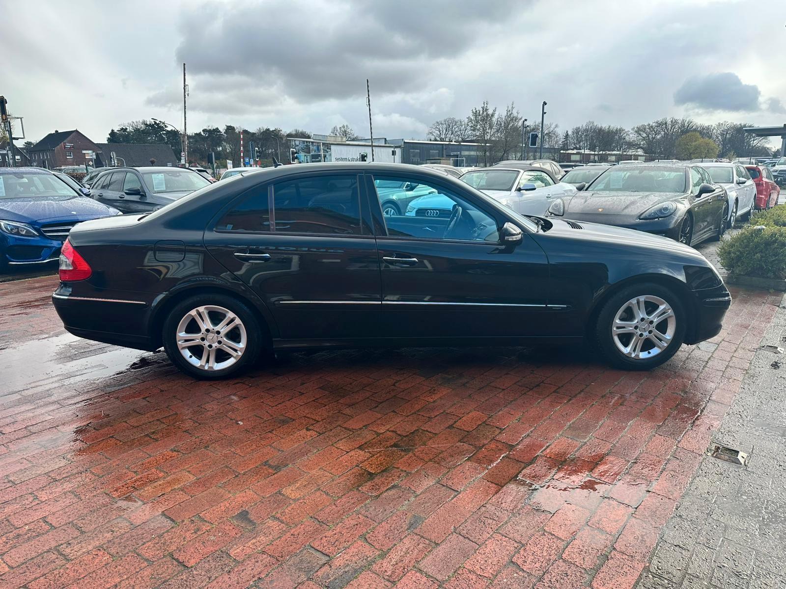 Mercedes-Benz E 220 Limousine CDI AVANTGARDE TMP CAM NAVI