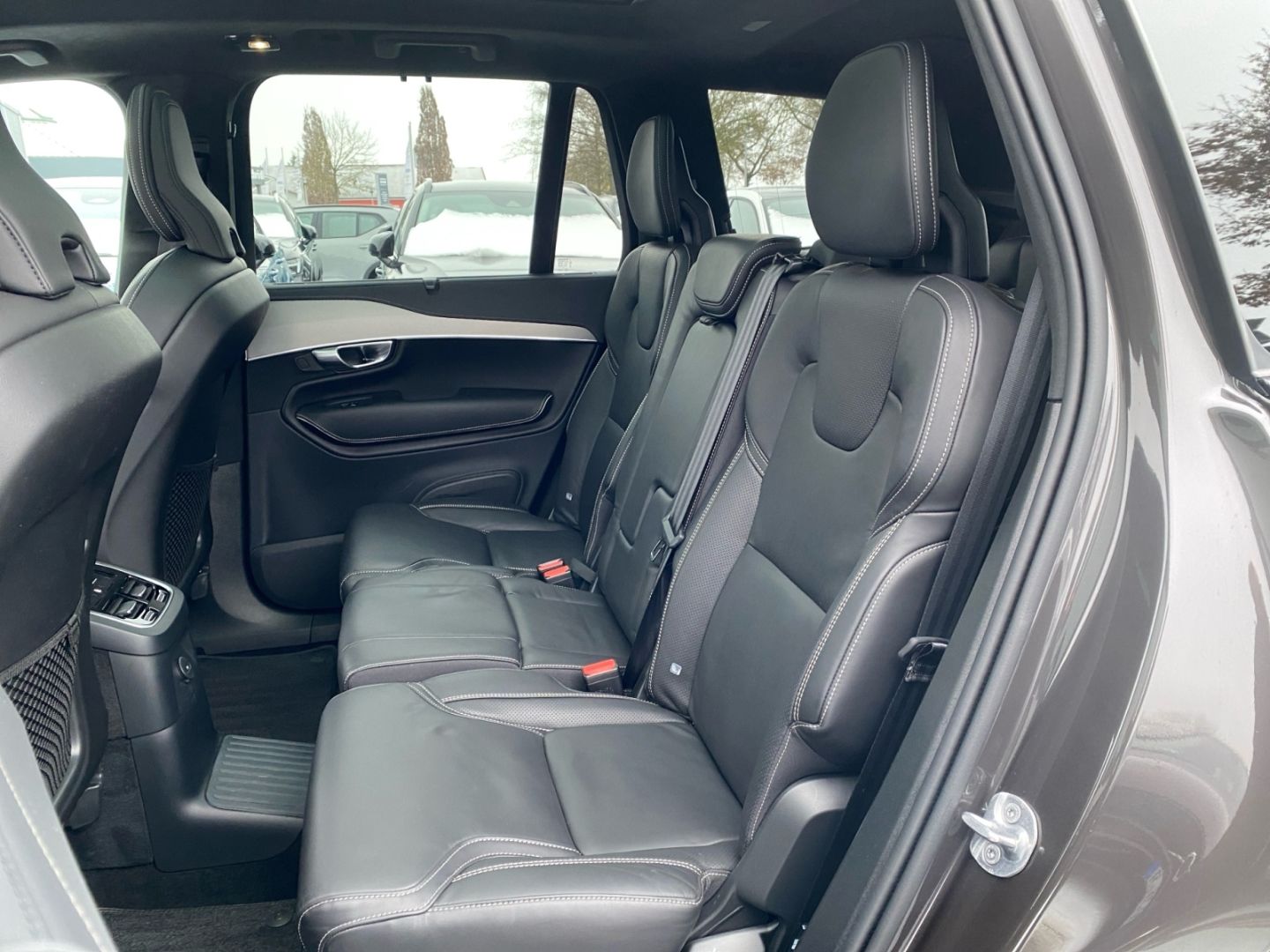 Volvo XC90 Ultra Dark T8 AWD Recharge 7-Sitzer Head Up foto 11