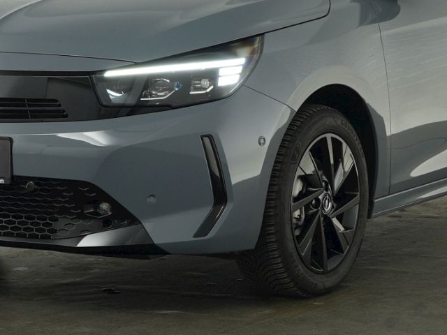 Corsa F FACELIFT GS AT+LED MATRIXLICHT+NAVI+RÜCK