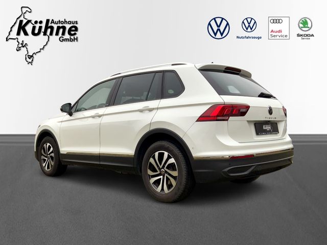 Tiguan 1.5 TSI Active,RFK,NAV,SHZ,LED.