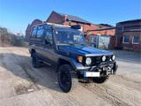 Toyota Land Cruiser HZJ75 - Toyota Land Cruiser: Geländewagen, Hzj