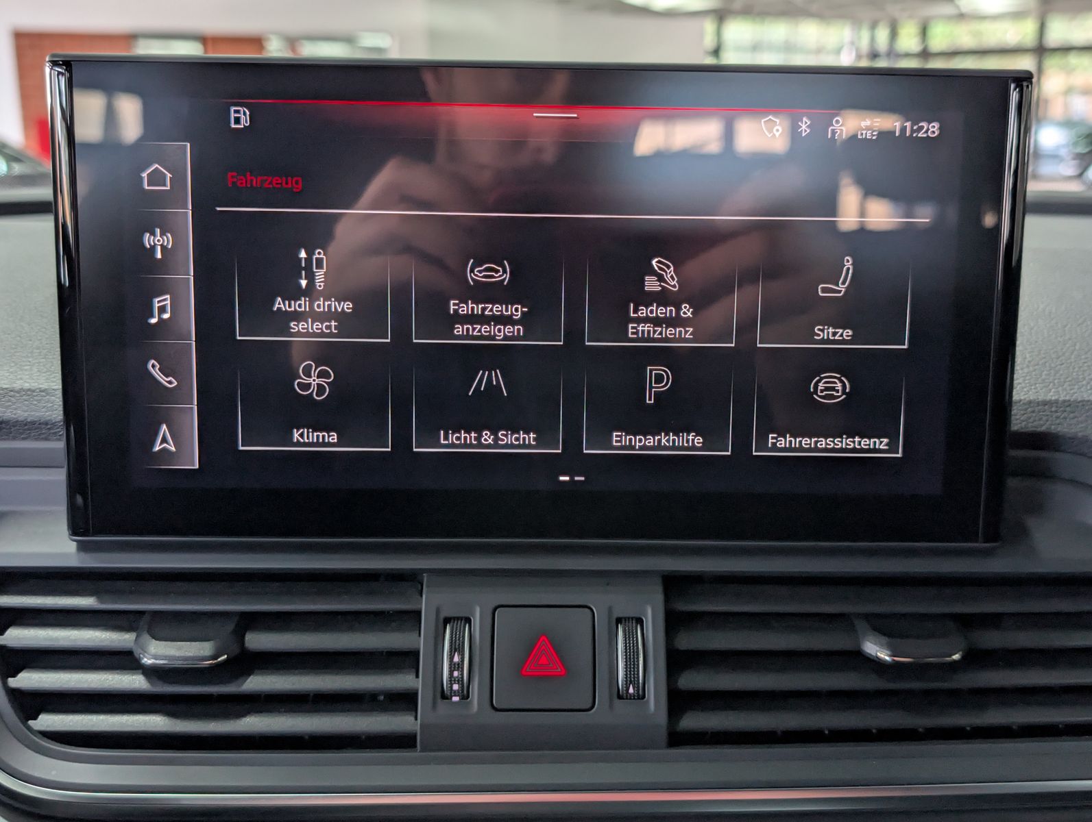Fahrzeugabbildung Audi Q5 50 TFSIe quattro Sportback AHK MATRIX ACC APP