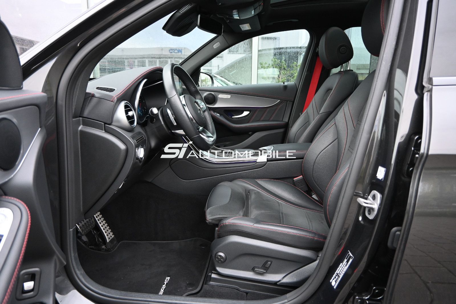 Fahrzeugabbildung Mercedes-Benz GLC 300 d 4MAT AMG Line Plus °Night°AHK°HUD°PANO