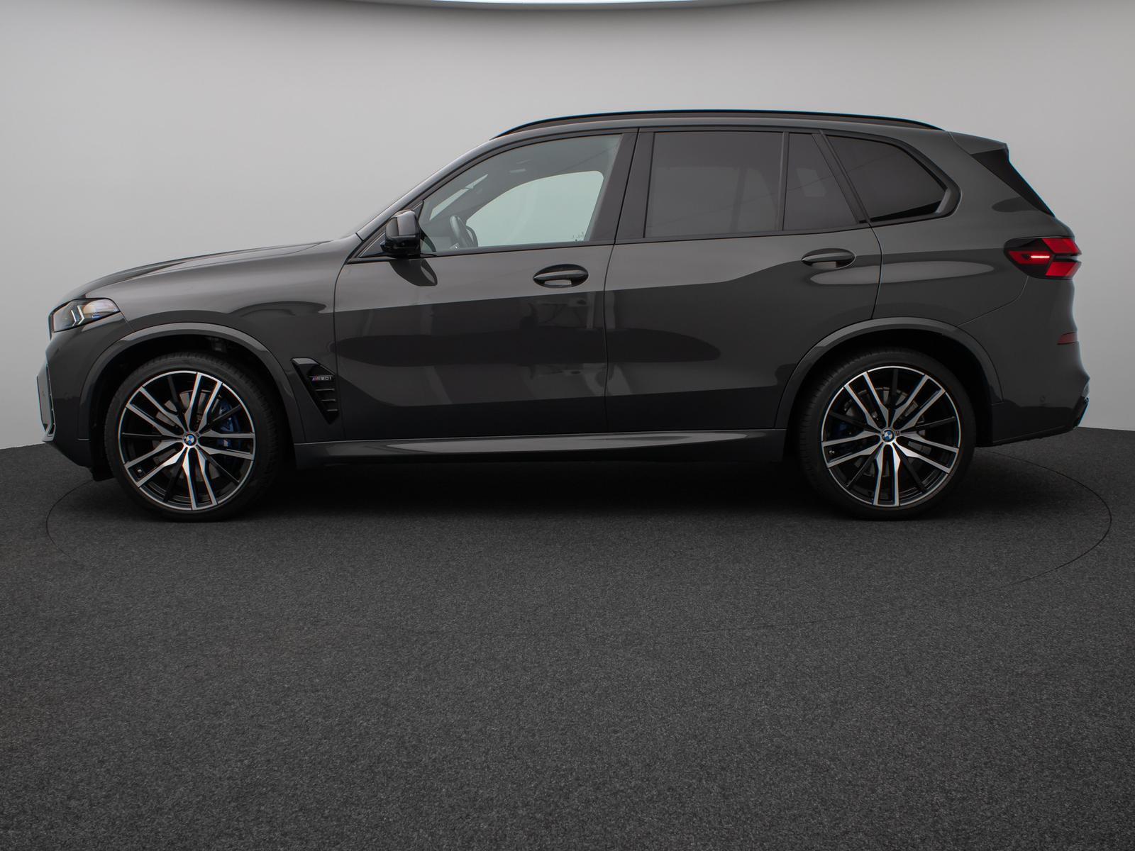 BMW X5 M60i 360° HUD H/K SoftCl Panorama Sky Lounge 