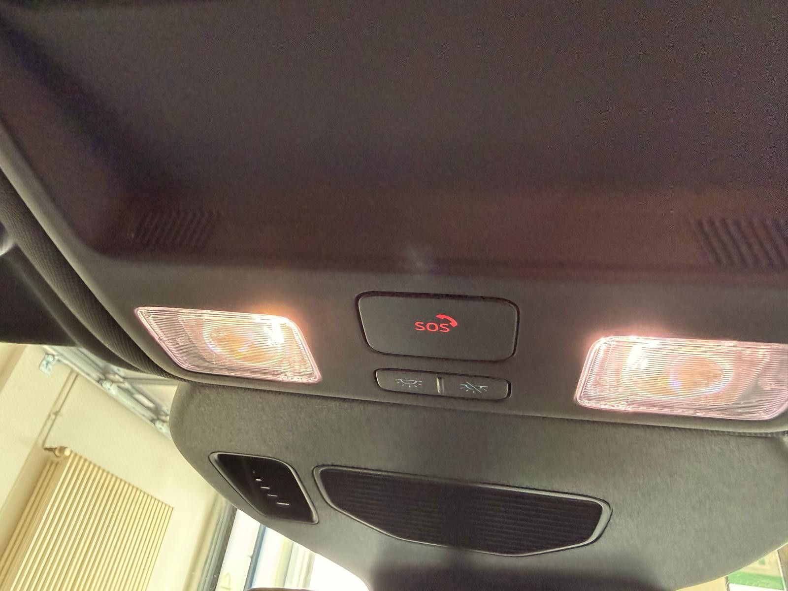 Fahrzeugabbildung Ford Kuga ST-Line X / LED / KAMERA / 25TKM