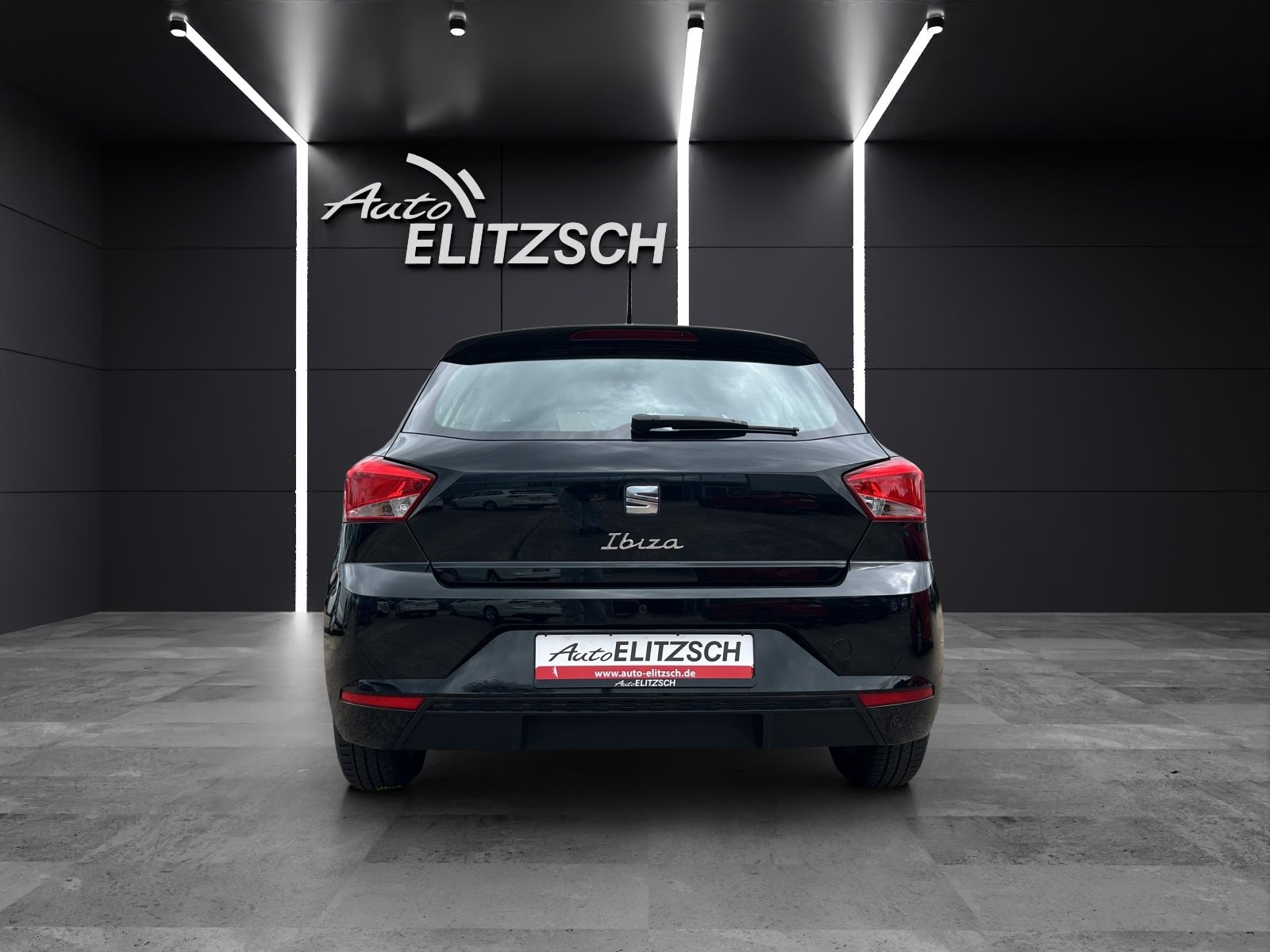 Fahrzeugabbildung SEAT Ibiza TSI Style DSG LED SHZ PDC CarPlay GRA