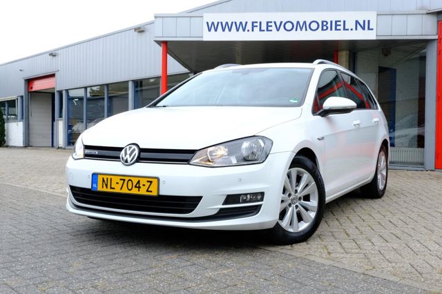 Volkswagen Golf V+Hriant 1.0 TSI Connected Series Clima|Cam