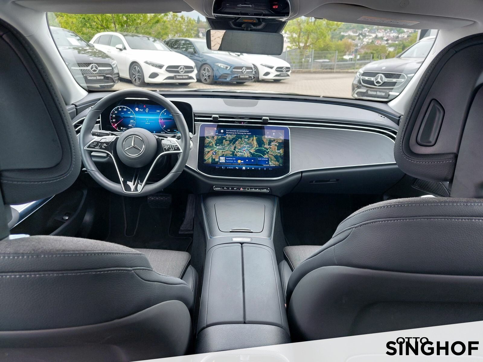 Fahrzeugabbildung Mercedes-Benz E 220 d Avantgarde +AHK+Digital LED+Standhg+360°
