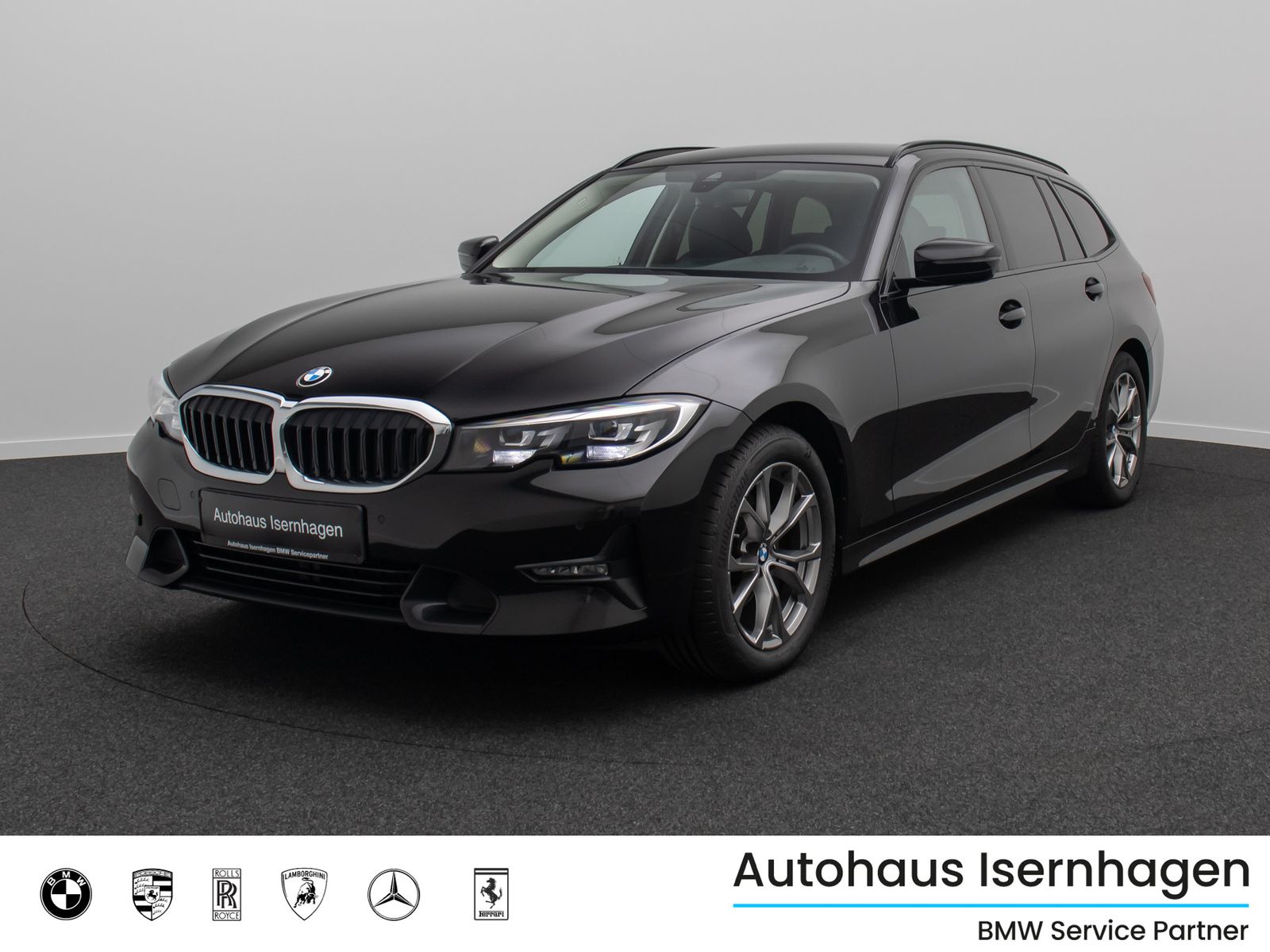 Fahrzeugabbildung BMW 320d Sport Line DAB Alarm PDC GeschwindigReg 17"