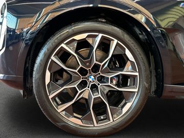 BMW X7 - 8
