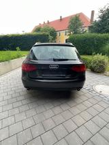 Audi A4 3.0 TDI (DPF) quattro s-line - Audi A4 aus 2011: Line