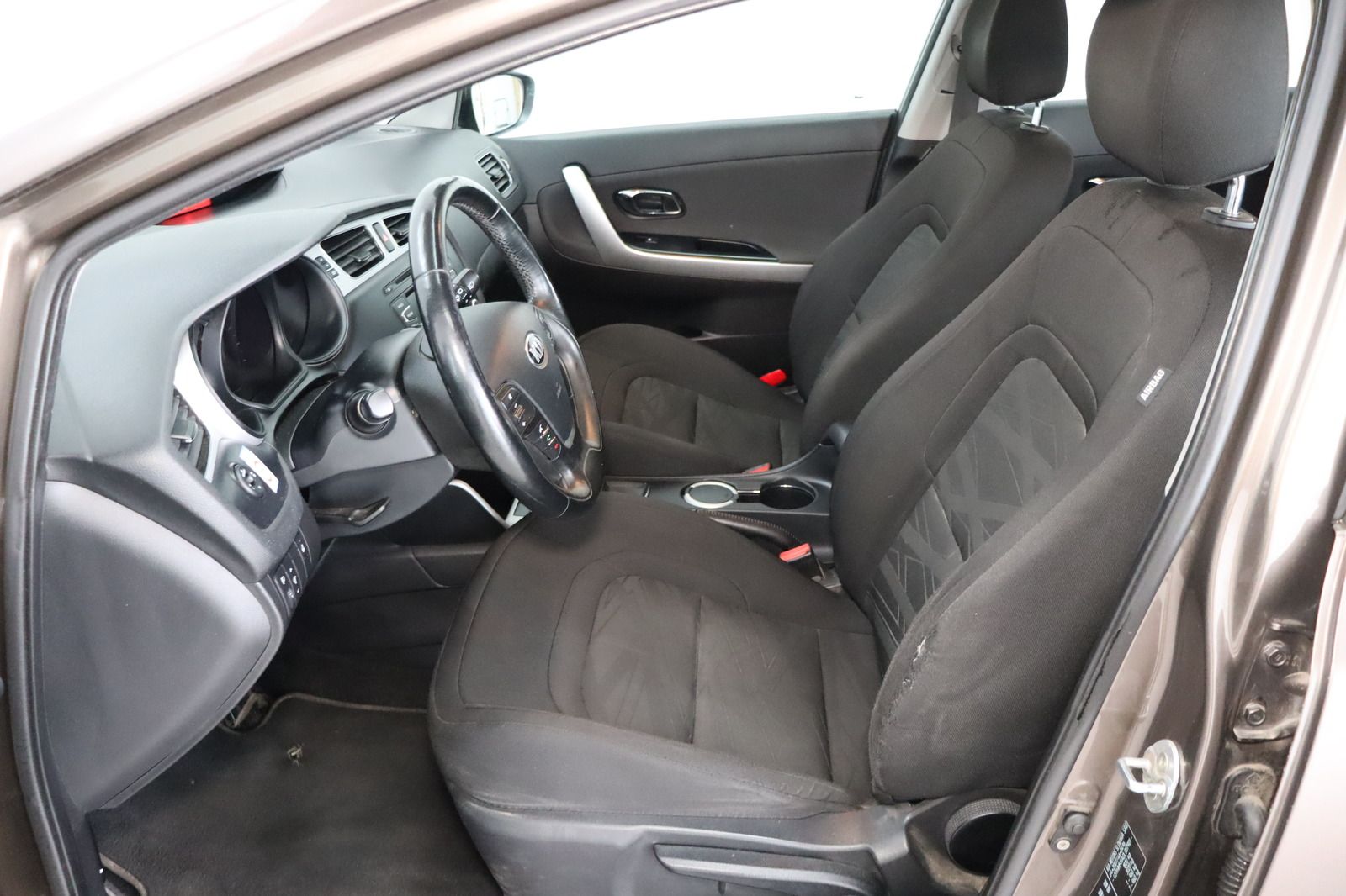 Fahrzeugabbildung Kia Cee'd 1.4 16V Edition 7 aus 1. Hd