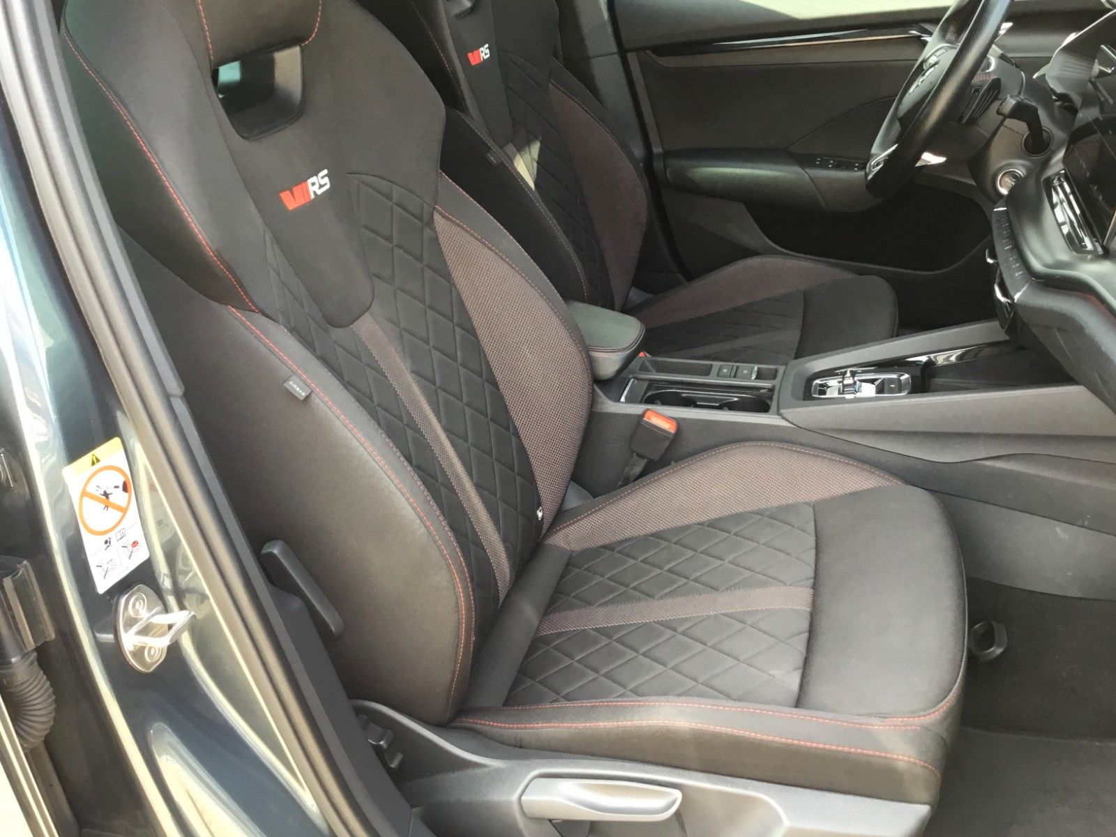 Fahrzeugabbildung SKODA Octavia Combi RS 2.0 TSI DSG+AHK+Head up+Matrix