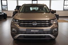 VW T-Cross 1.0 Style DSG | LED | Navi | Kamera VW T-Cross 1.0 Style DSG | LED | Navi | Kamera