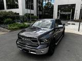 Dodge RAM 1500 5.7 V8 HEMI Laramie Crew Cab Grey - Dodge RAM: Cab Crew