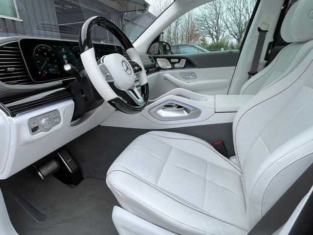 Mercedes-Benz GLS 600 MAYBACH MANUFAKTUR WHITE 3D  E BODY 2023