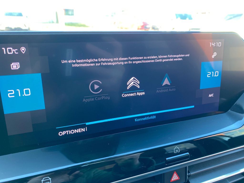 Fahrzeugabbildung Citroën C4 PureTech 130 S&S EAT8 SHINE *Sitzh. vorn*