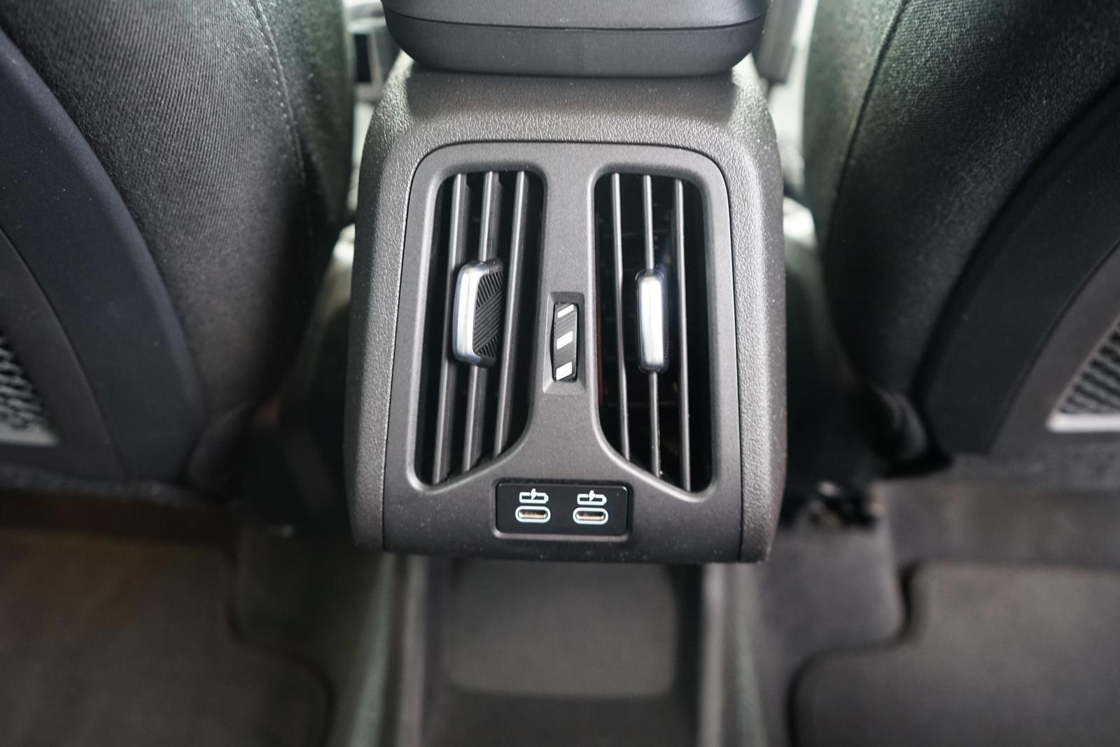 BMW 218 i Active Tourer LED AHK ACC 360° Head-Up Navi, миниатюра 15