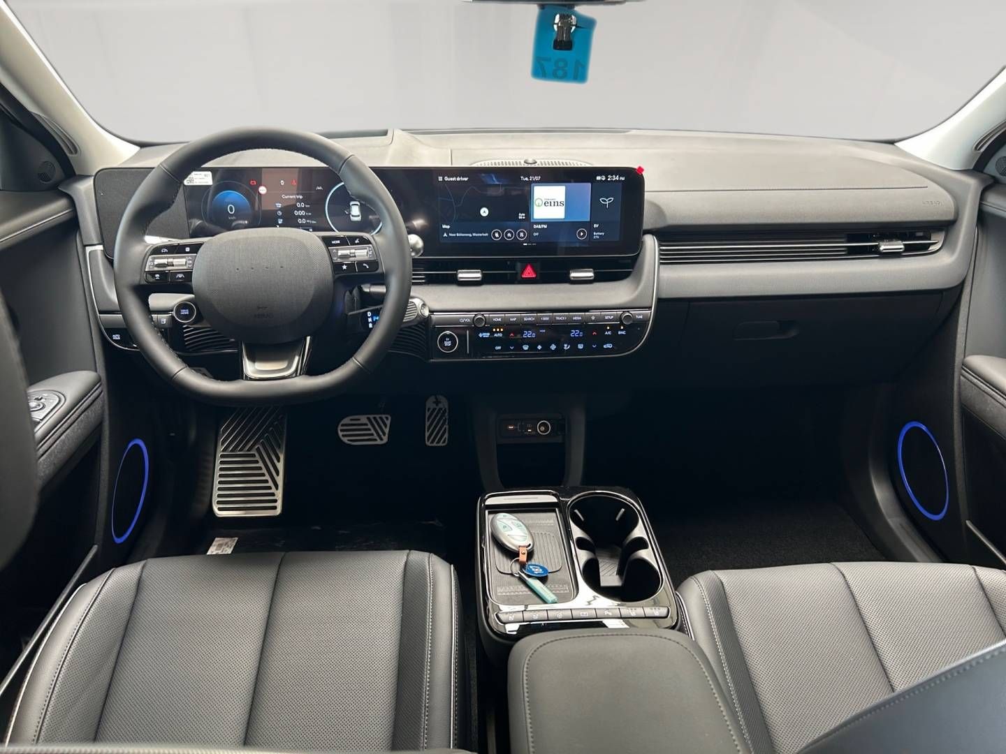 Fahrzeugabbildung Hyundai IONIQ 5  84 kWh(325 PS) UNIQ Panorama-Glasdach,