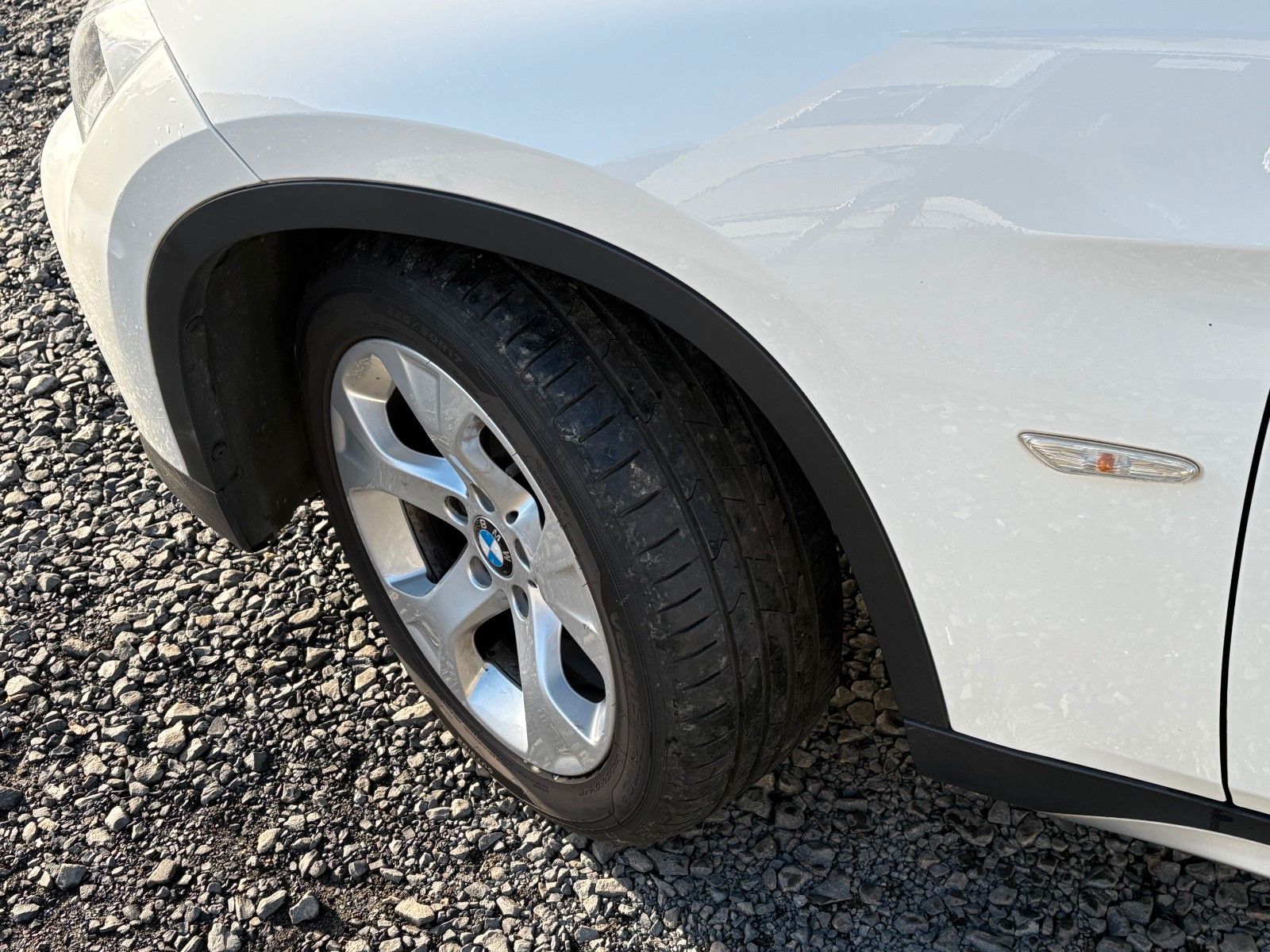 Fahrzeugabbildung BMW X1 xDrive20d xLINE Sportsitze 1.HAND SPORTFWK