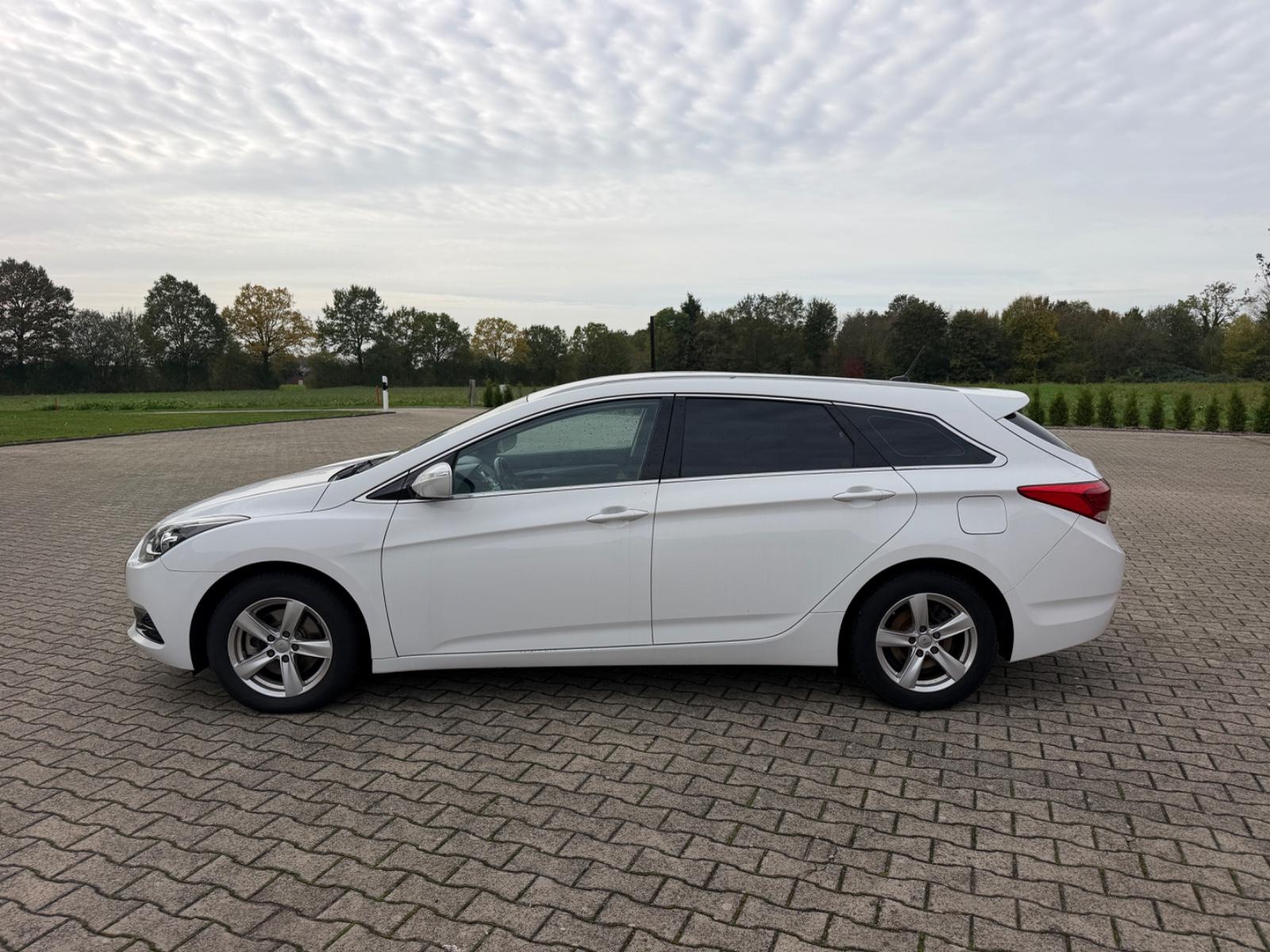 Hyundai i40 2015 — photo 6