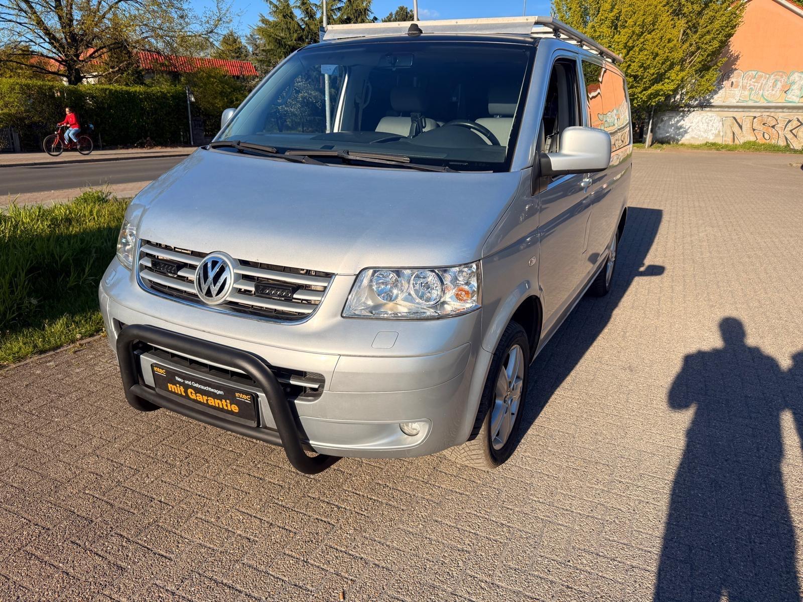 Volkswagen T5 Multivan  WoMo Standheiz Sitzhz. R.Kam AHK