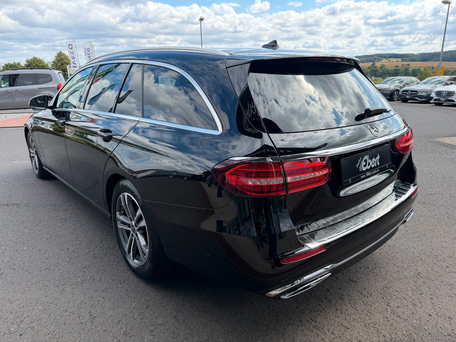 Fahrzeugabbildung Mercedes-Benz E 200 d T TAXI AVANTGARDE R-Kamera+Kindersitz