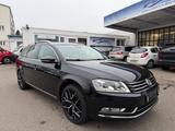 Volkswagen Passat Variant Highline 4Motion R-Line AHK - Volkswagen Passat Variant: Limousine