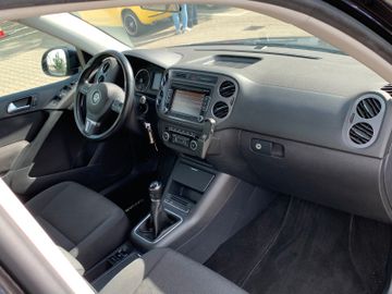 Volkswagen Tiguan - 7
