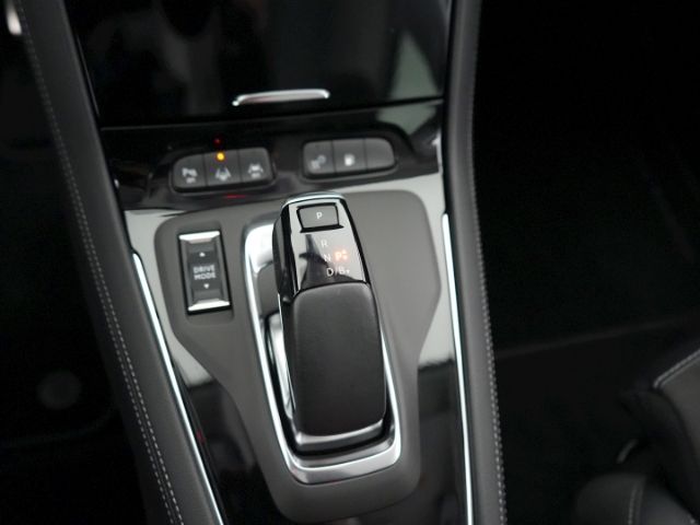 Grandland GSe 4X4 PHEV AT+AHK+NAVI+RÜCKFAHRKAMER