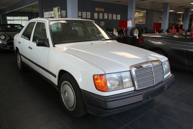 Mercedes-Benz 230 E H-Kenn./Doppel-Airbag/Rostfrei/Ungeschweiß