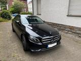 Mercedes-Benz E 200 Autom. - Night Paket - Ambientebeleuchtung - Mercedes-Benz E 200 in Wuppertal