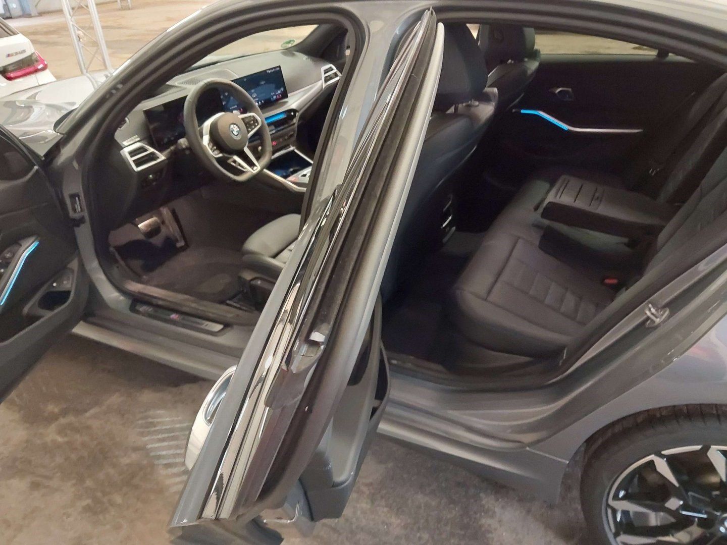 BMW 330 - Bild 10