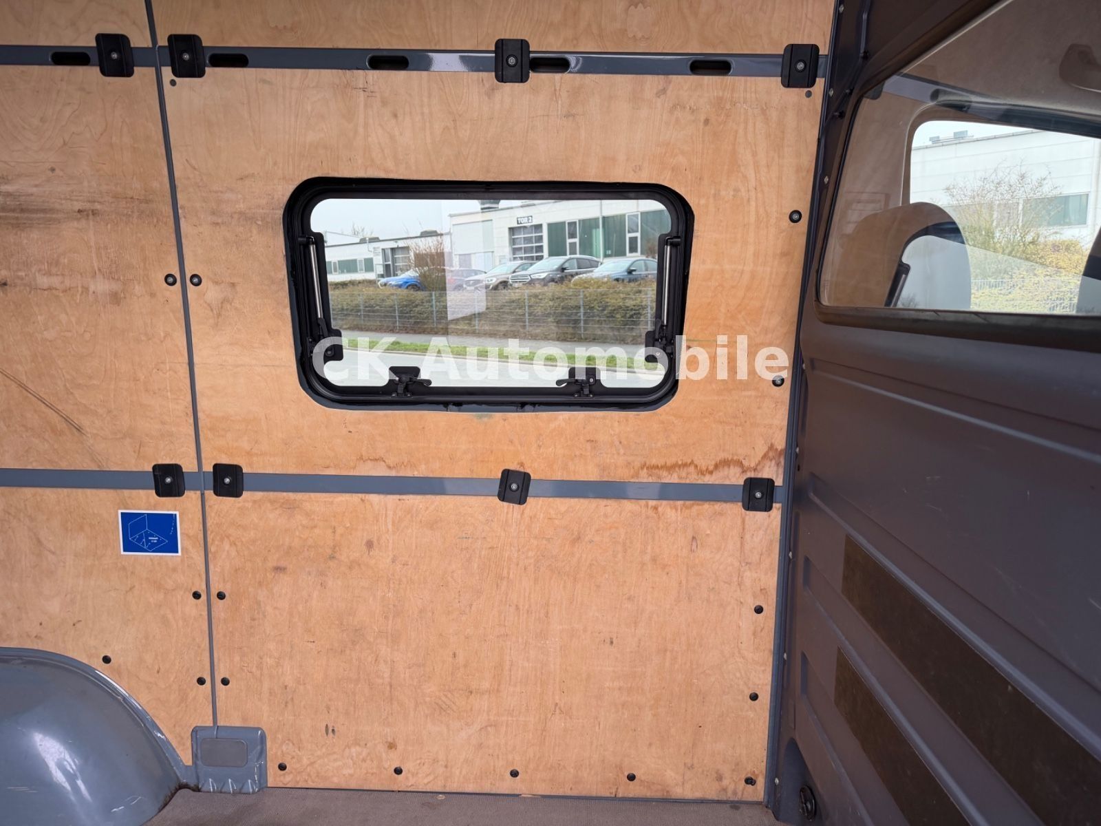 Fahrzeugabbildung Mercedes-Benz Sprinter II Kasten 316 CDI Autom./Navi/Bi-Xenon