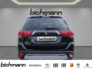 Mitsubishi Outlander - 5
