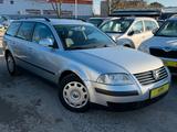 Volkswagen Passat 1.6 Comfortline*82TKM*Klima*TÜV NEU - aus 2005: Kombi