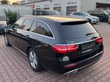 Mercedes-Benz E 200 4Matic Avantgarde PANO+AHK+CAM+MULTIBEAM - Mercedes-Benz E 200 Gebrauchtwagen in Stuttgart