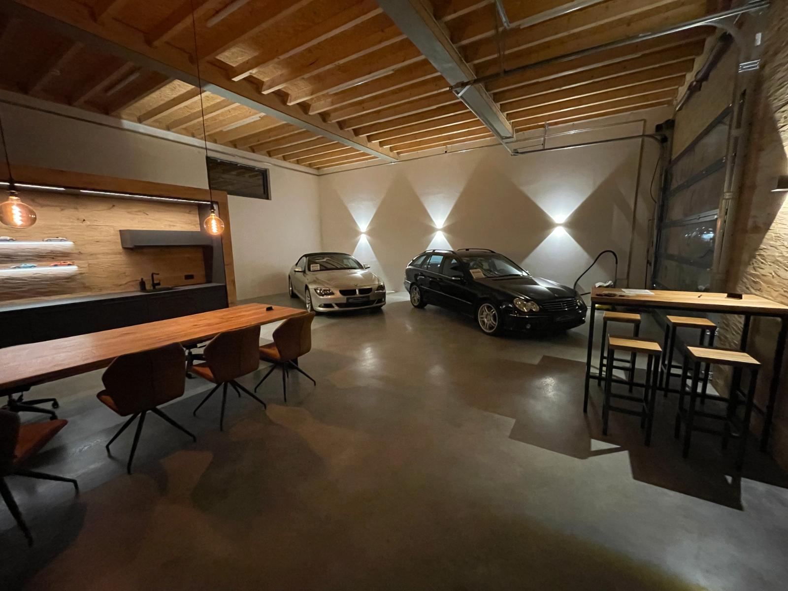 showroom-image-main