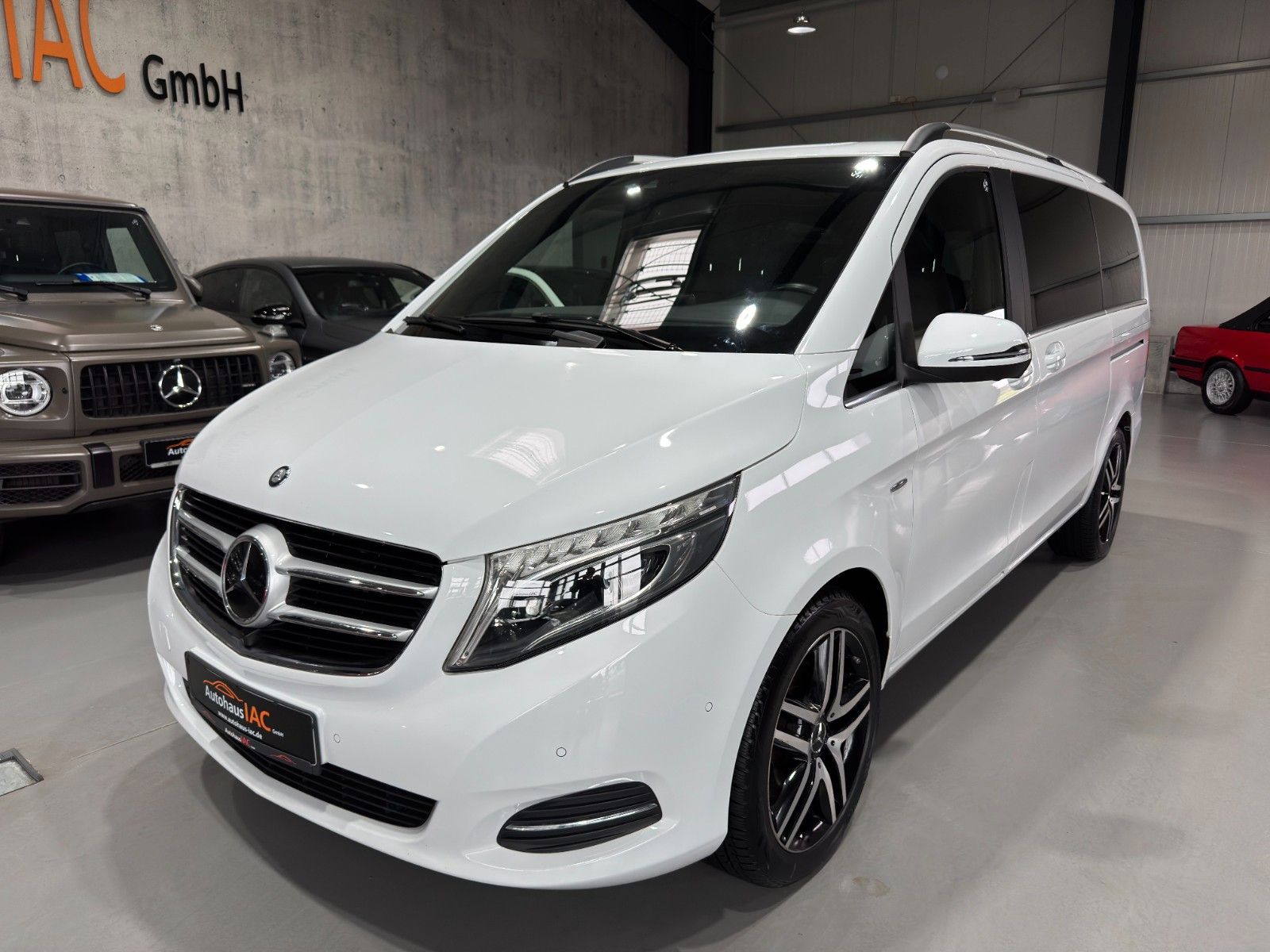 MERCEDES-BENZ V 250/CDI/LANG/AVANTG/STHZ/NAVI/360/AHK/6.SITZER