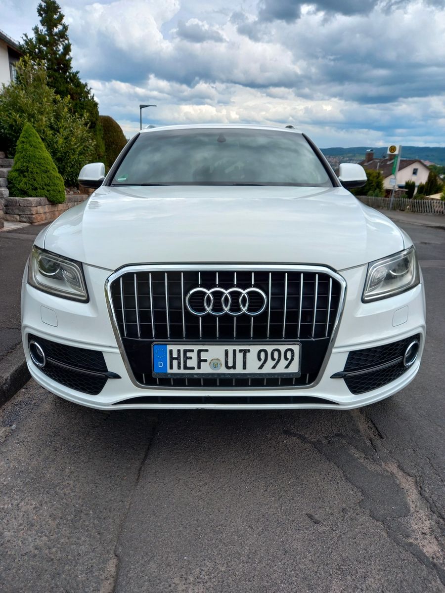 AUDI Q5 2.0 TDI, S-Line, top gepflegt u. ausgestattet
