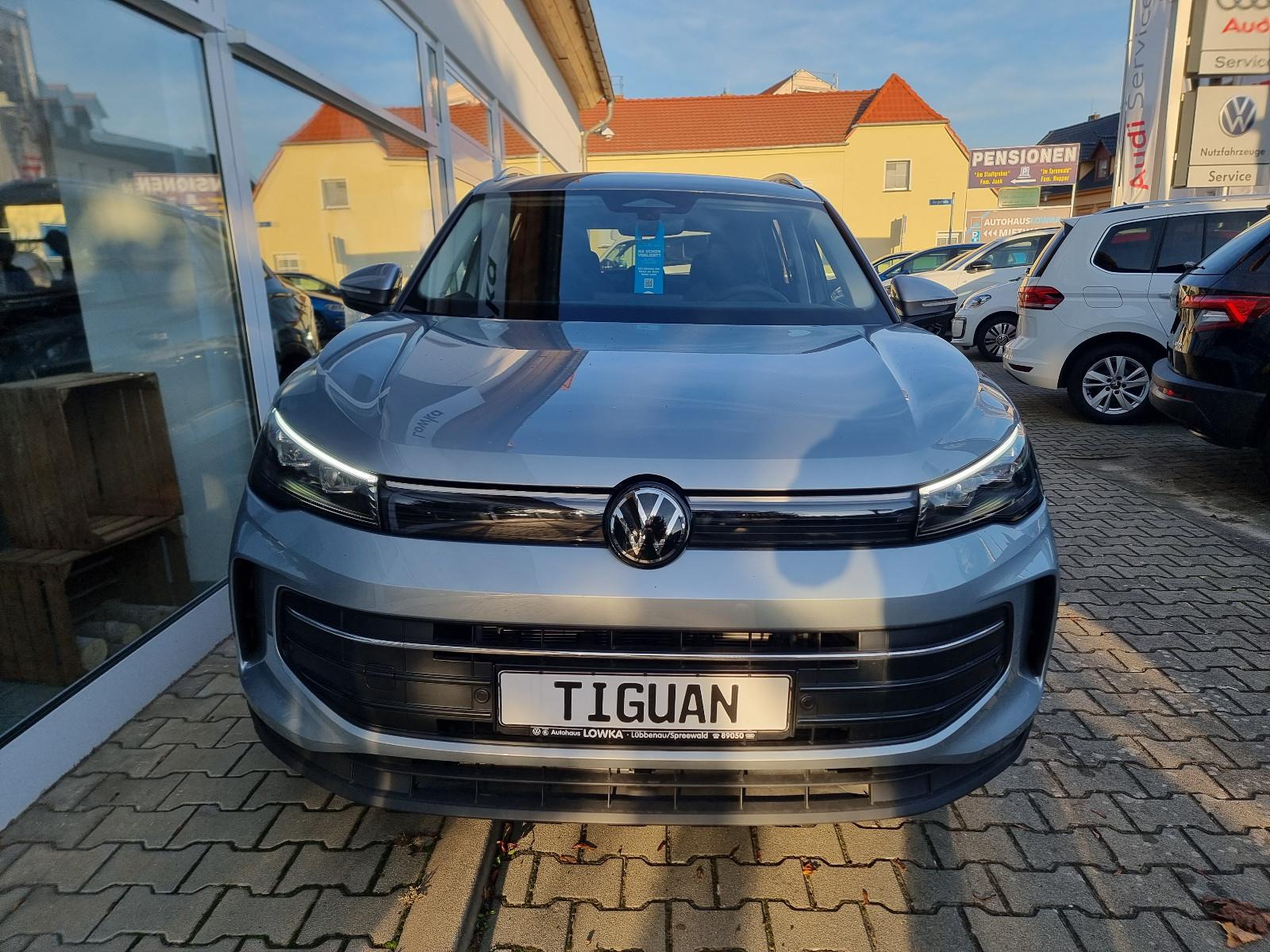 Volkswagen Tiguan Life 2.0 TDI DSG 4M AHK/DCC/Lane/Side